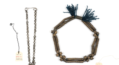 Vainags ar važiņu piekaru